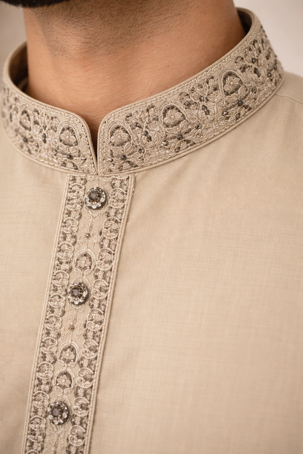 cream-casual-mens-pakistani-shalwar-kameez-embroidered-close-view