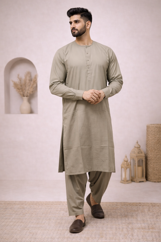 Mens Green Shalwar Kameez With Round Neck Plain Design 